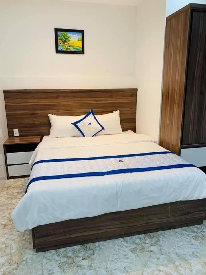 Hotel Tran Long Ho Chi Minh City Exterior photo